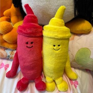 Plush Ketchup and Mustard Toy Set - like new, from Geoffrey’s toy box